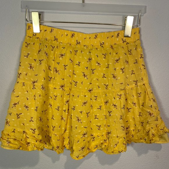Vibrant Yellow Forever 21 Floral Skirt - Size L‎ - Picture 2 of 4